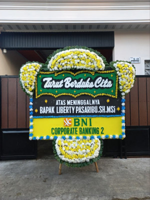 Papan Bunga Duka di Galing