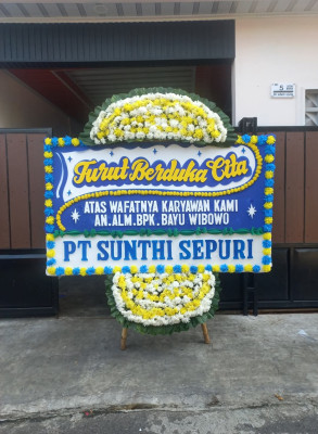 Papan Bunga Duka di Galing