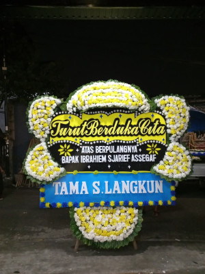 Papan Bunga Duka di Galing